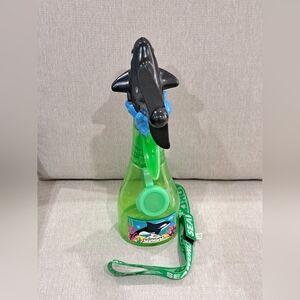 Sea World Theme Park Misting Fan Shamu Orca Souvenir Green Bottle W/Lanyard